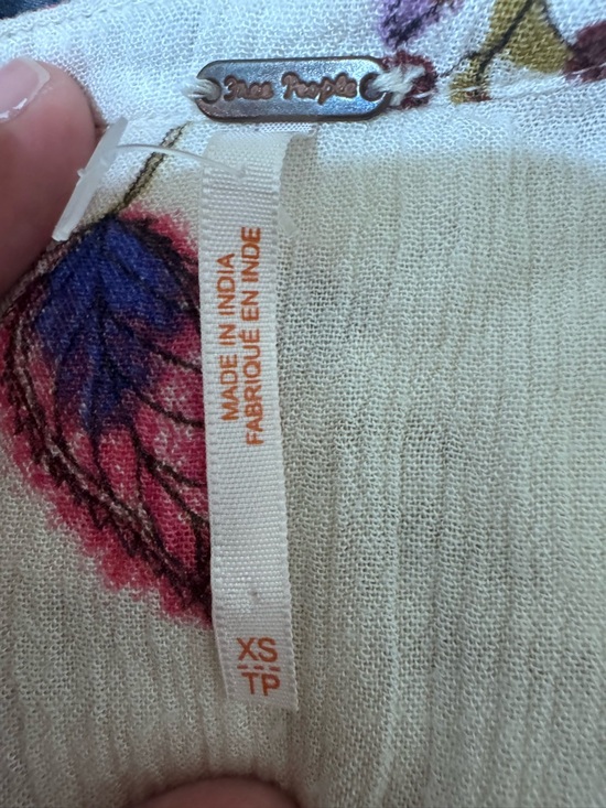 Free People Cream Floral V-Neck Peasant Tunic - Picture 6 of 6